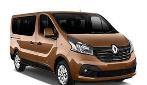 RENAULT TRAFIC 9 SEATS