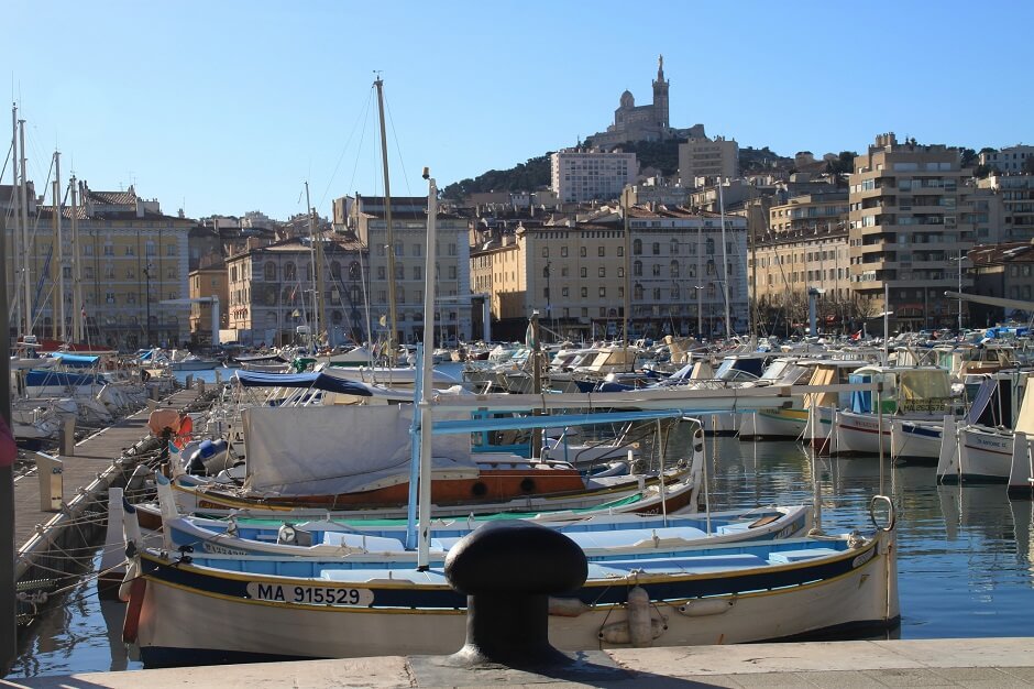 Vue du Vieux-Port de Marseille.