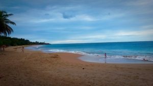 Vue de la plage de la Perle à la Guadeloupe.