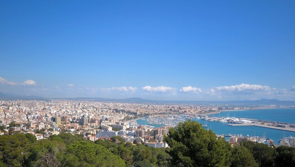 Panorama sur la baie de Palma de Majorque.