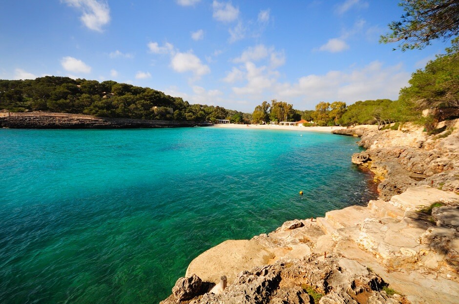 Vue de la plage de Cala Mondrago à Majorque.