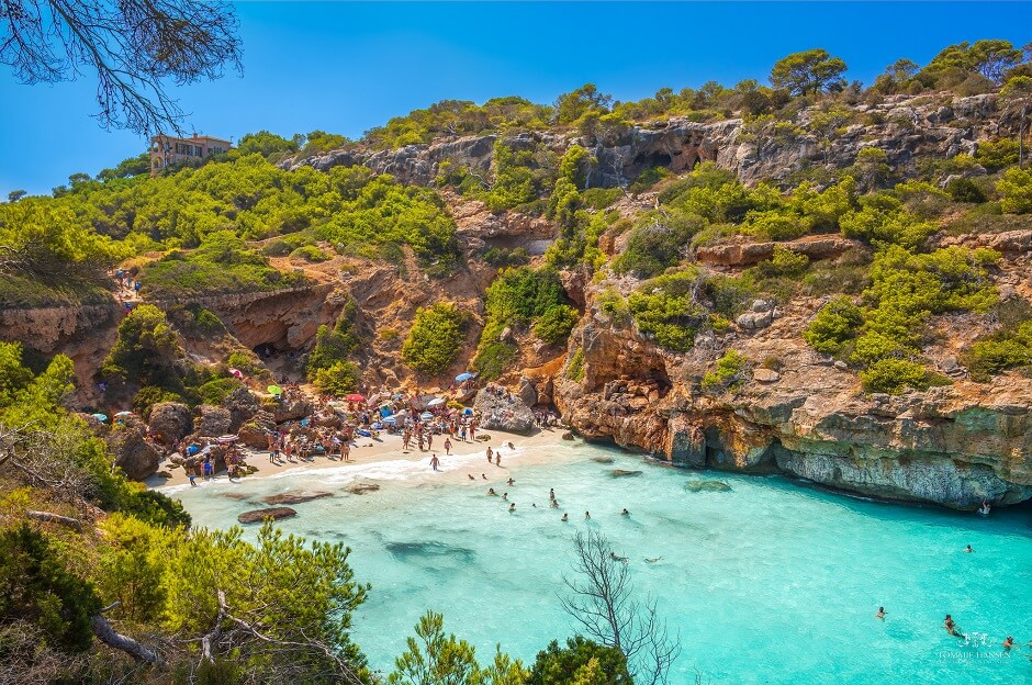 Vue de la plage de Colo des Moro à Majorque.