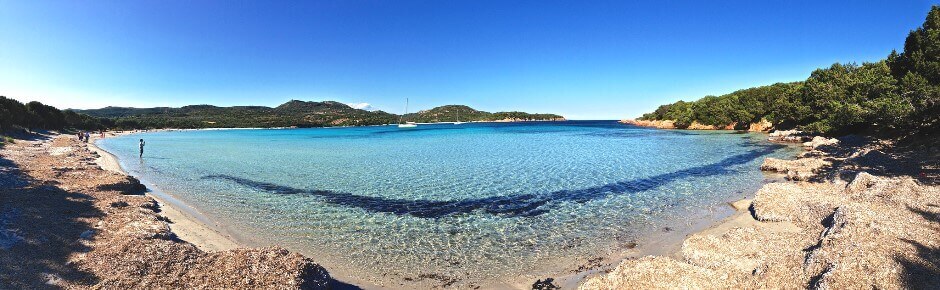 Plage de Rondinara en Corse.