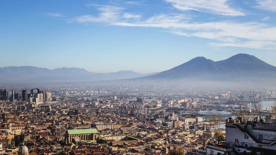 Panorama sur Naples en Italie.