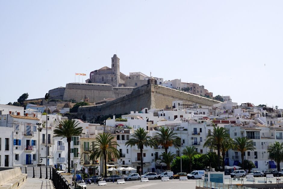 Vue de la ville d'Ibiza.