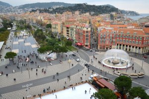 Vue de la place Masséna à Nice.