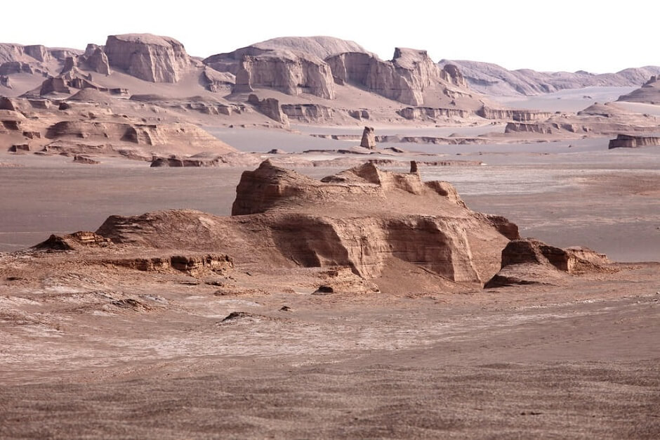 Vue d'un désert de pierre en Iran.