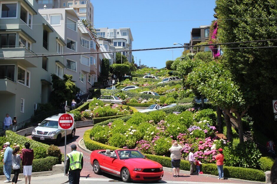 Lombard Street à San Francisco.