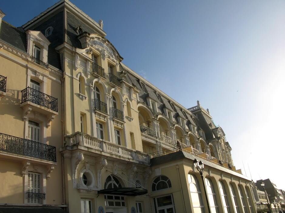 Façade du Grand Hôtel de Cabourg