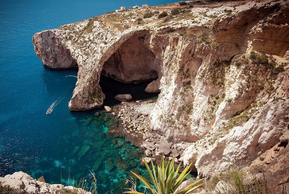 Vue de la Blue Grotto à Malte.,