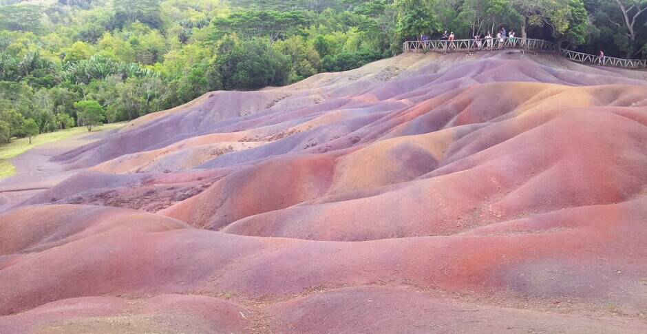 Dunes colorées à l'île Maurice.