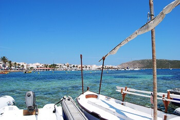 Le port de Fornells à Minorque.