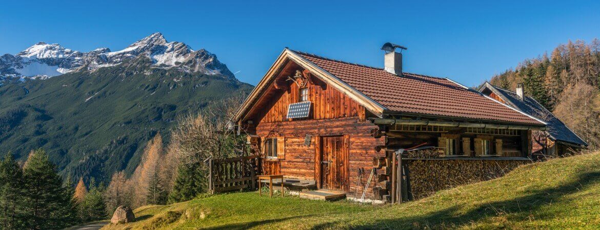 Un chalet en montagne.