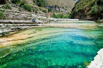 Une piscine naturelle en Sicile.