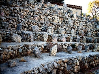 Sculptures dans un parc en Sicile.