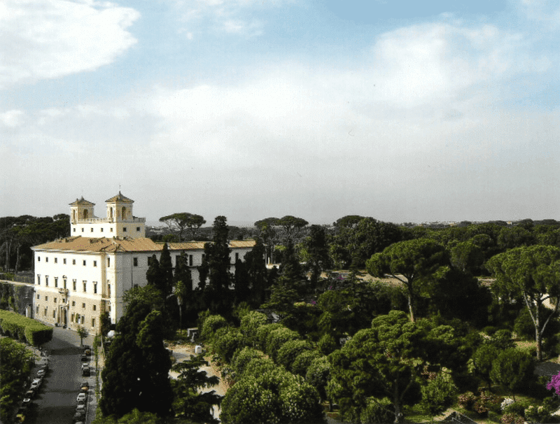 Vue de la Villa Médicis à Rome.