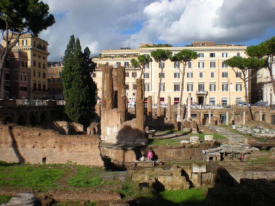 Place archéologique à Rome.