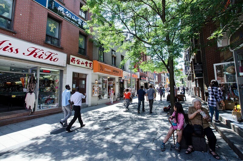 Une rue à Montréal.