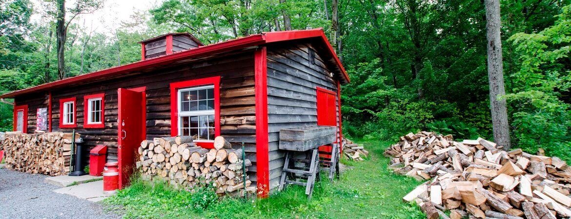 Une cabane au Canada.