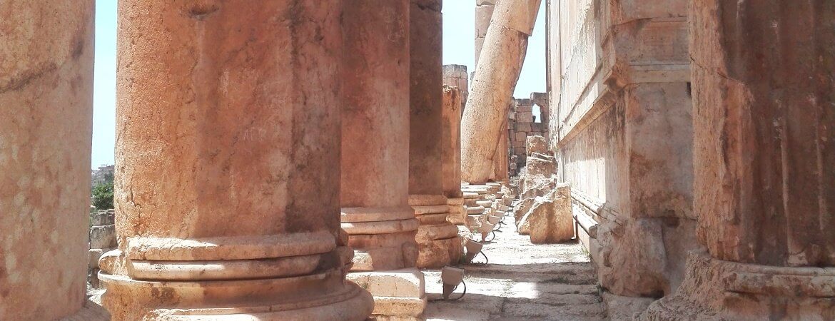 Colonnes d'un temple romain au Liban.