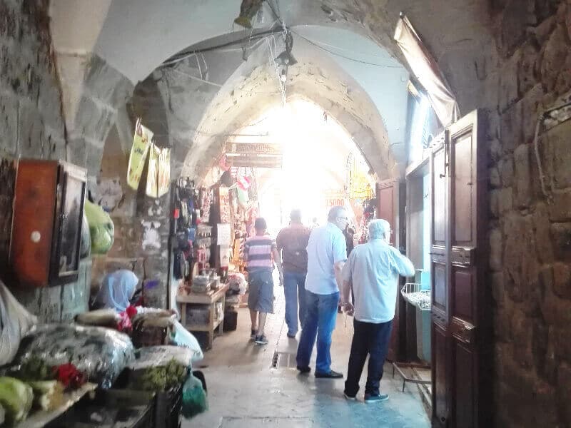 Marché couvert au Liban.