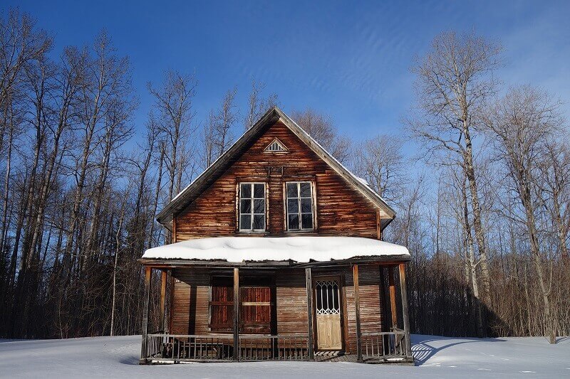 Vieille maison de bois au Canada.