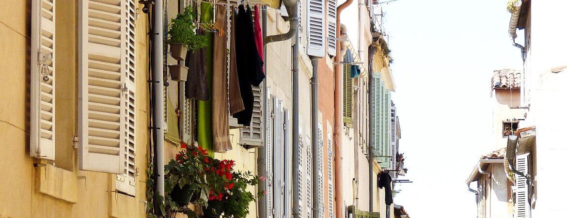 Une vieille rue à Marseille.