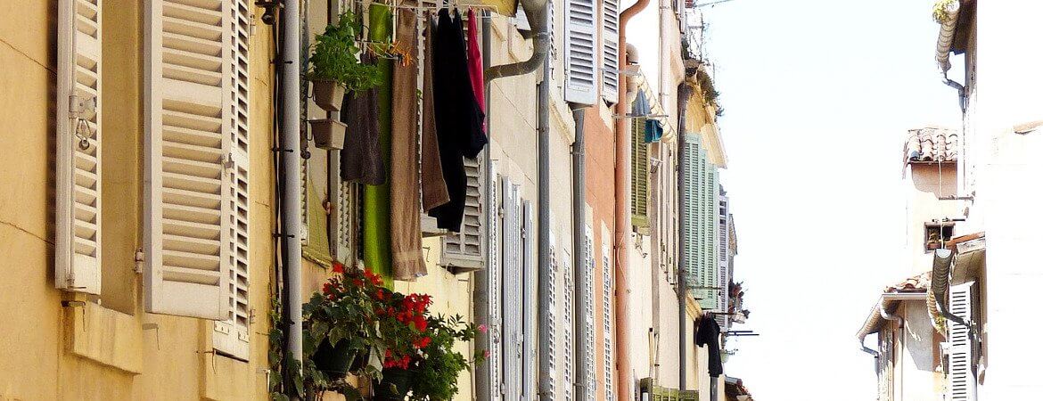 A Marseille Sur Les Lieux De Tournage De Plus Belle La Vie Carigami