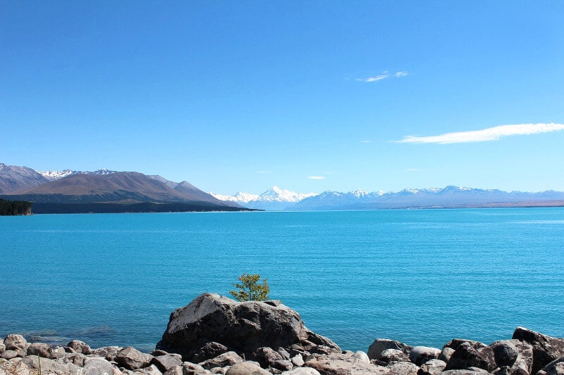 Un lac en Nouvelle-Zélande.