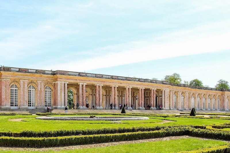 Façade du Grand-Trianon à Versailles.