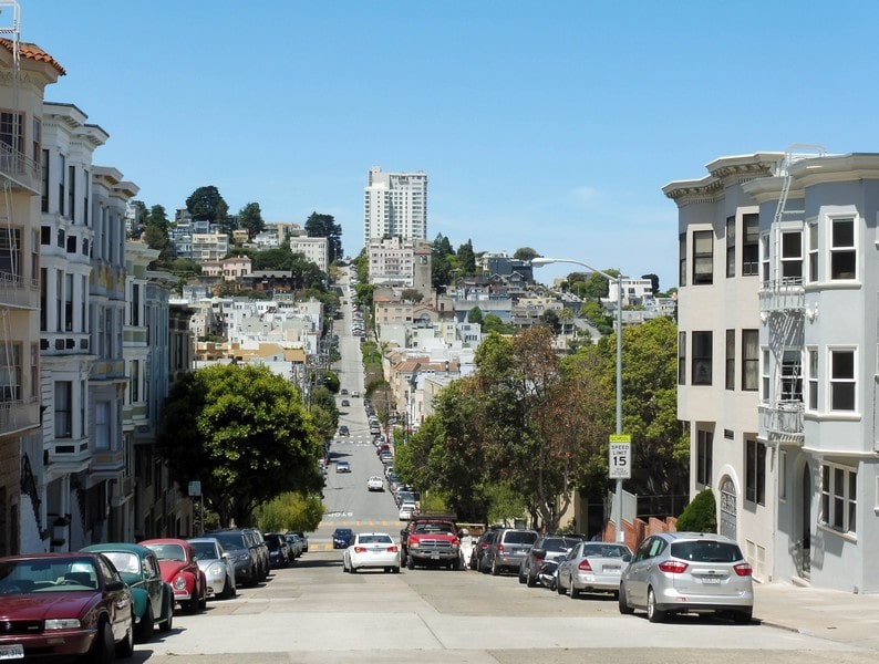 Une rue à San Francisco.