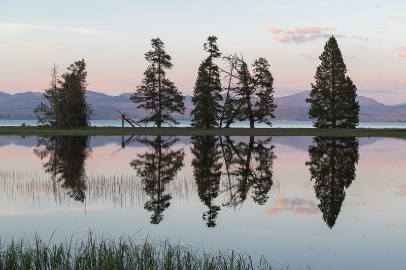 Coucher de soleil sur un lac aux USA.