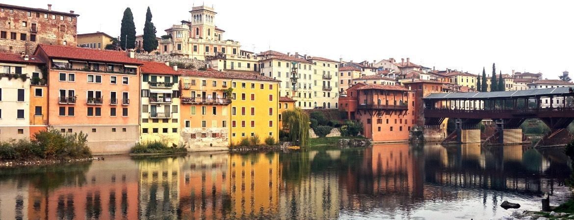 Italie venetie vue Bassano Grappa.