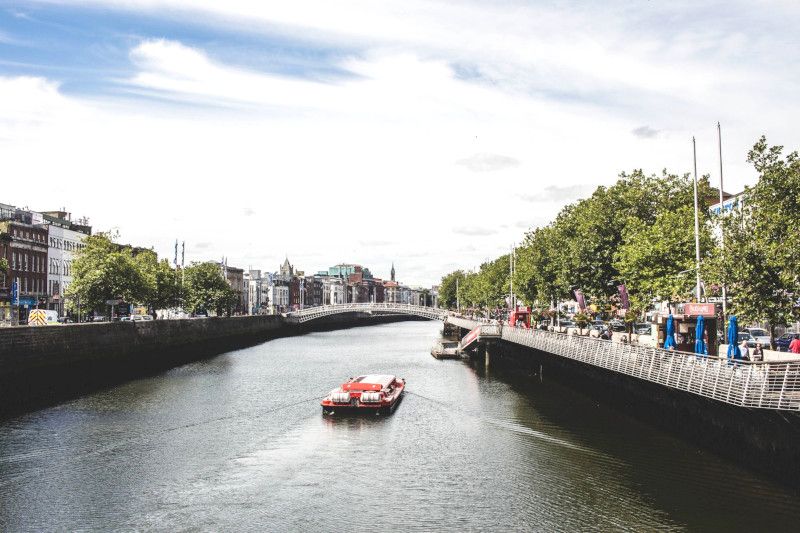 Vue d'un pont à Dublin.