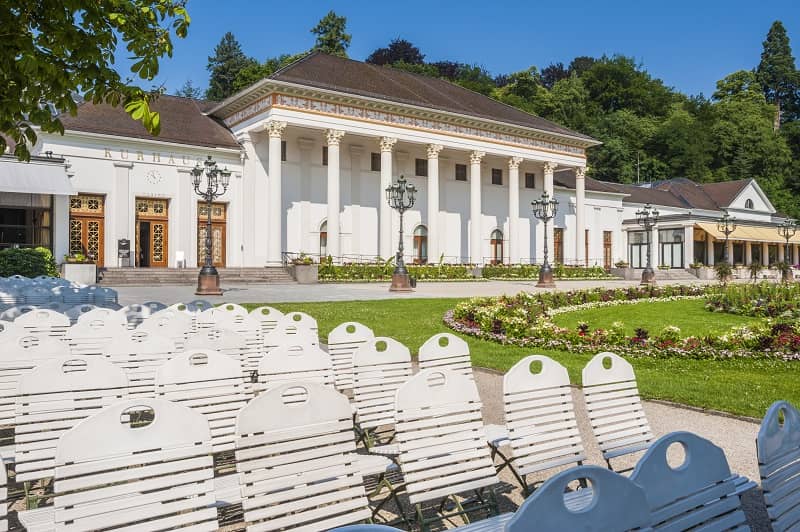 Facade des bains thermaux de Baden-Baden.